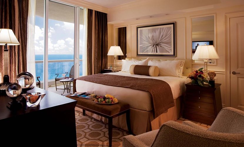 Acqualina Resort & Spa beach