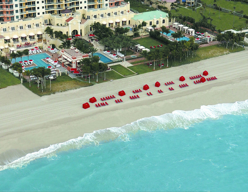 Acqualina Resort & Spa beach