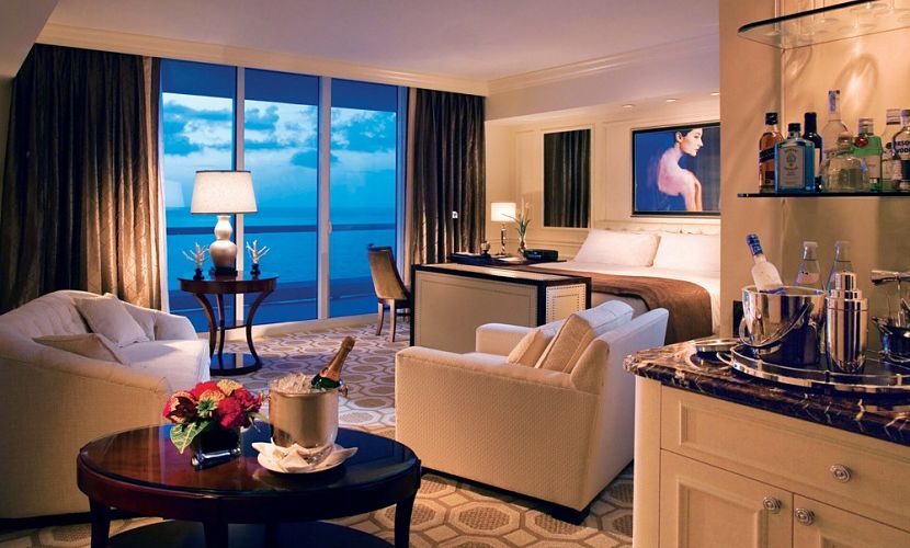 Acqualina Resort & Spa beach